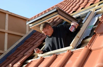Pose de fenêtres de toit Velux à Senouillac